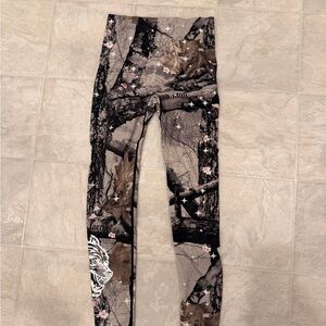 Darc Sport Brown Black Floral Camo Leggings